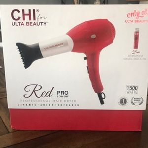 CHI Blow dryer
